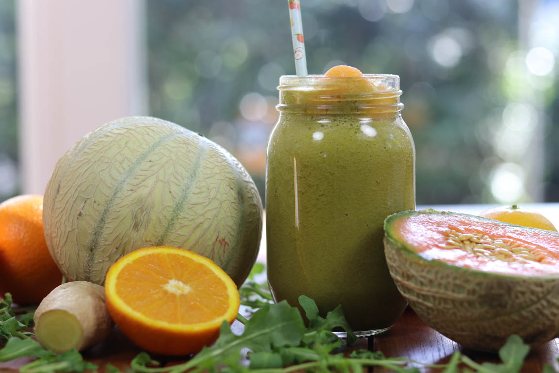 071B-Smoothie-verde-de-melon-cantaloupe-y-jengibre_Simple-Blending