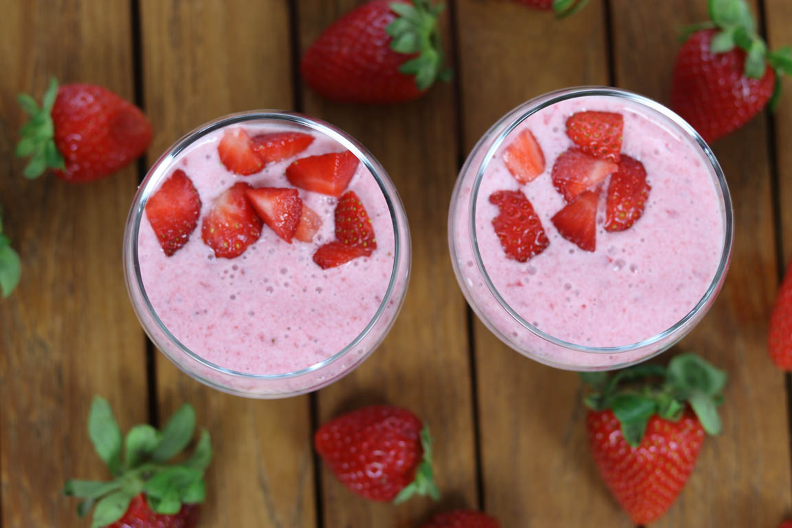 090A-Helado-proteinico-de-fresas_Simple-Blending