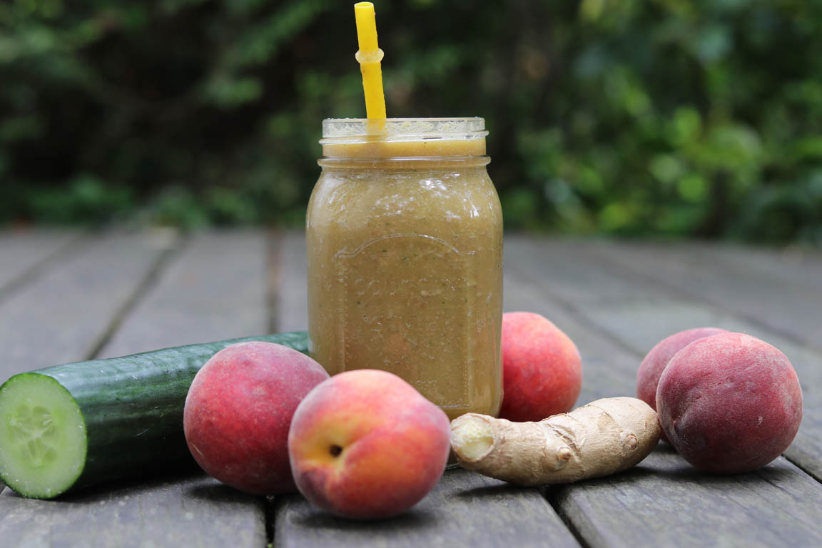 101A-Smoothie-antioxidante-de-melocoton-y-jengibre_Simple-Blending