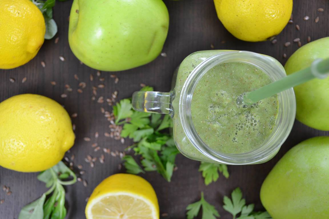 141A-Smoothie-depurativo-para-limpiar-el-colon_Simple-Blending