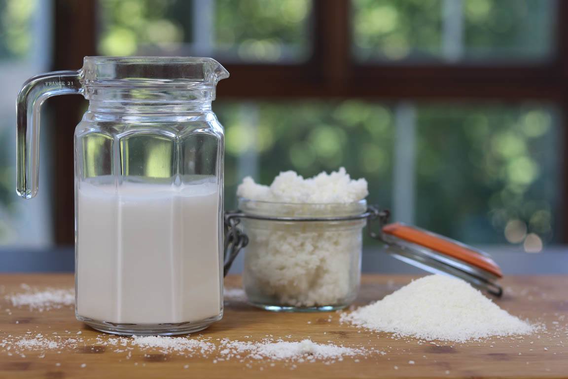 184B-Leche-de-coco-casera_Simple-Blending