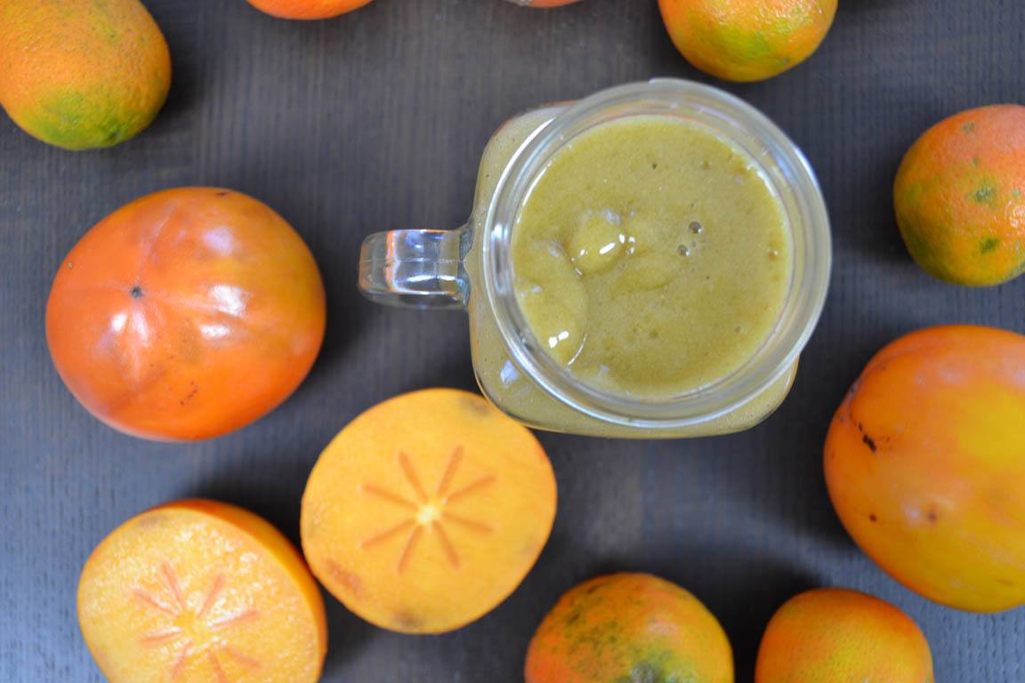 186A-Smoothie-verde-de-caqui-y-mandarina_Simple-Blending