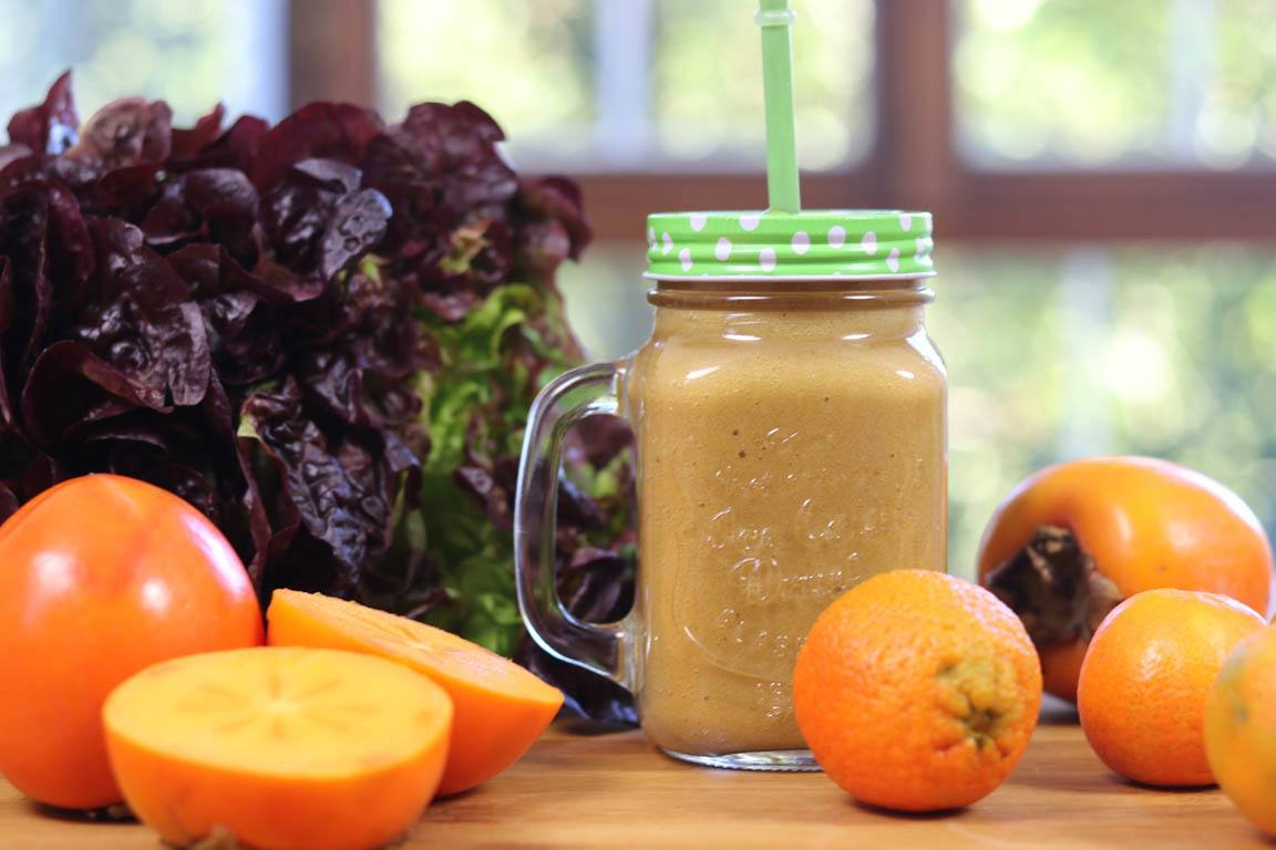 186B-Smoothie-verde-de-caqui-y-mandarina_Simple-Blending