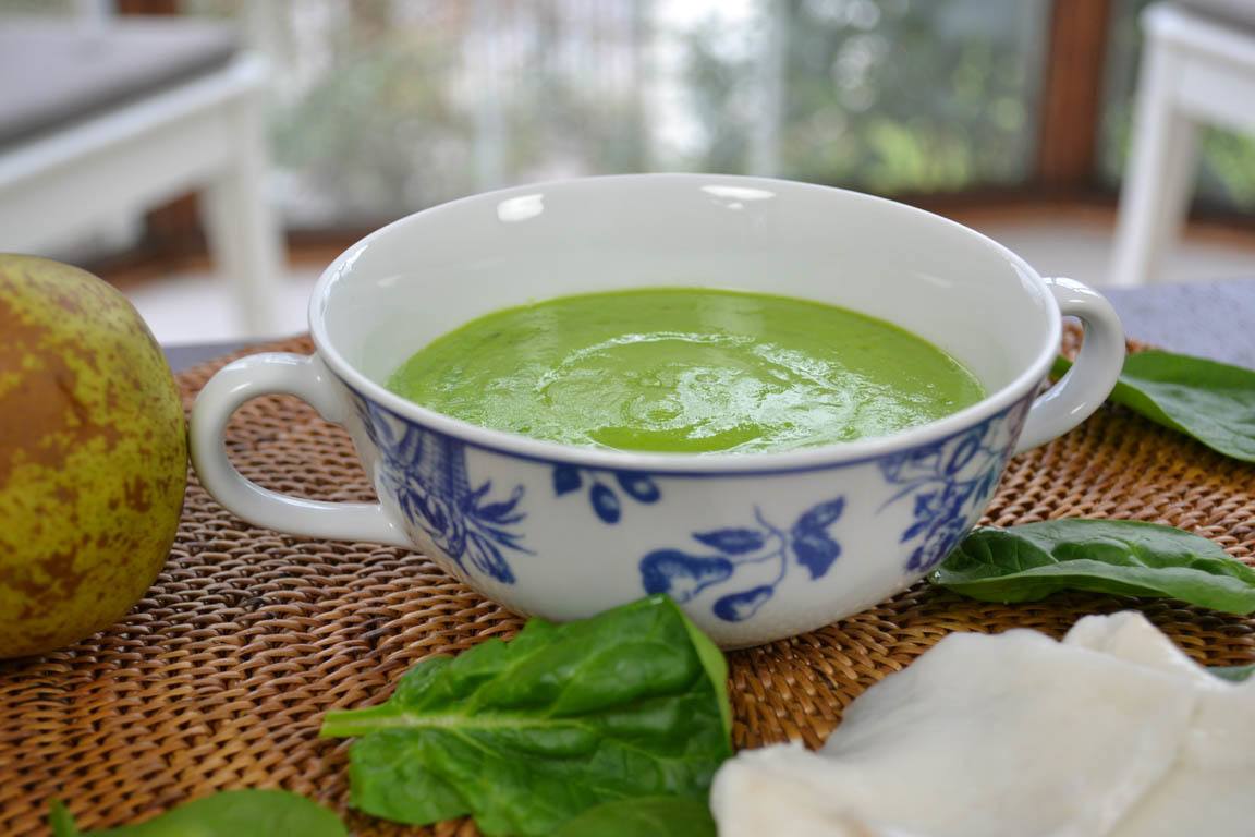 227A-Crema-de-coco-y-espinacas-con-pera_Simple-Blending