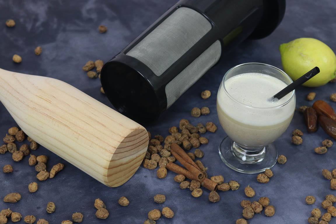 0590B-Horchata-de-chufa-entera_Simple-Blending