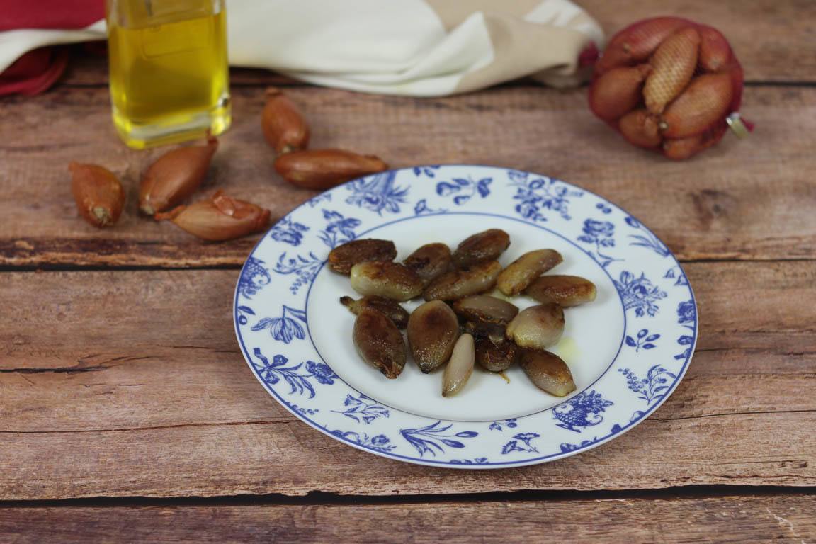 568A-Como-asar-cebollas-chalotas_Simple-Blending