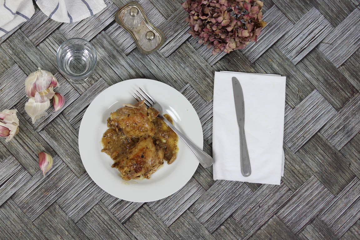 0750B-Pollo-con-salsa-de-ajo-y-finas-hierbas_Simple-Blending
