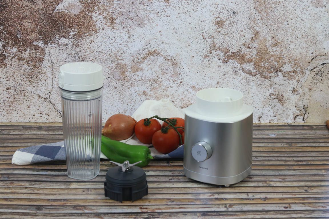 0819A-Batidora-de-vaso-personal_Simple-Blending