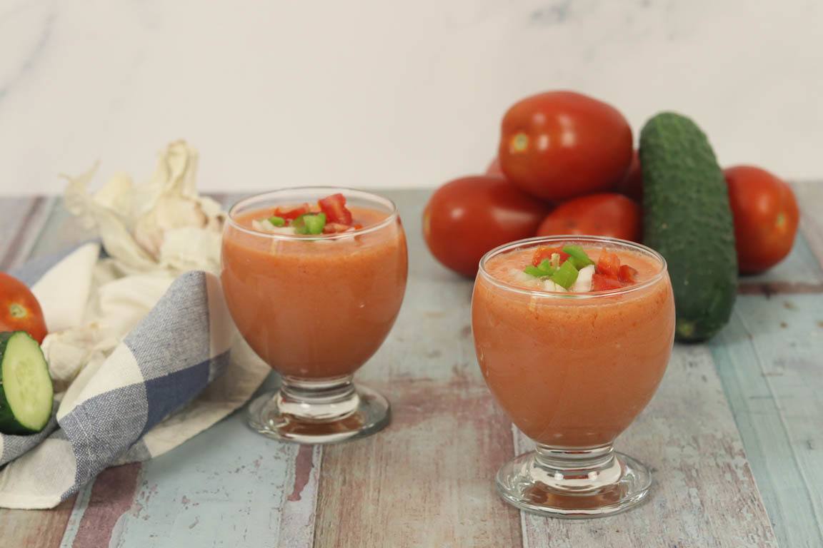 0873A-Gazpacho-andaluz-tradicional_Simple-Blending