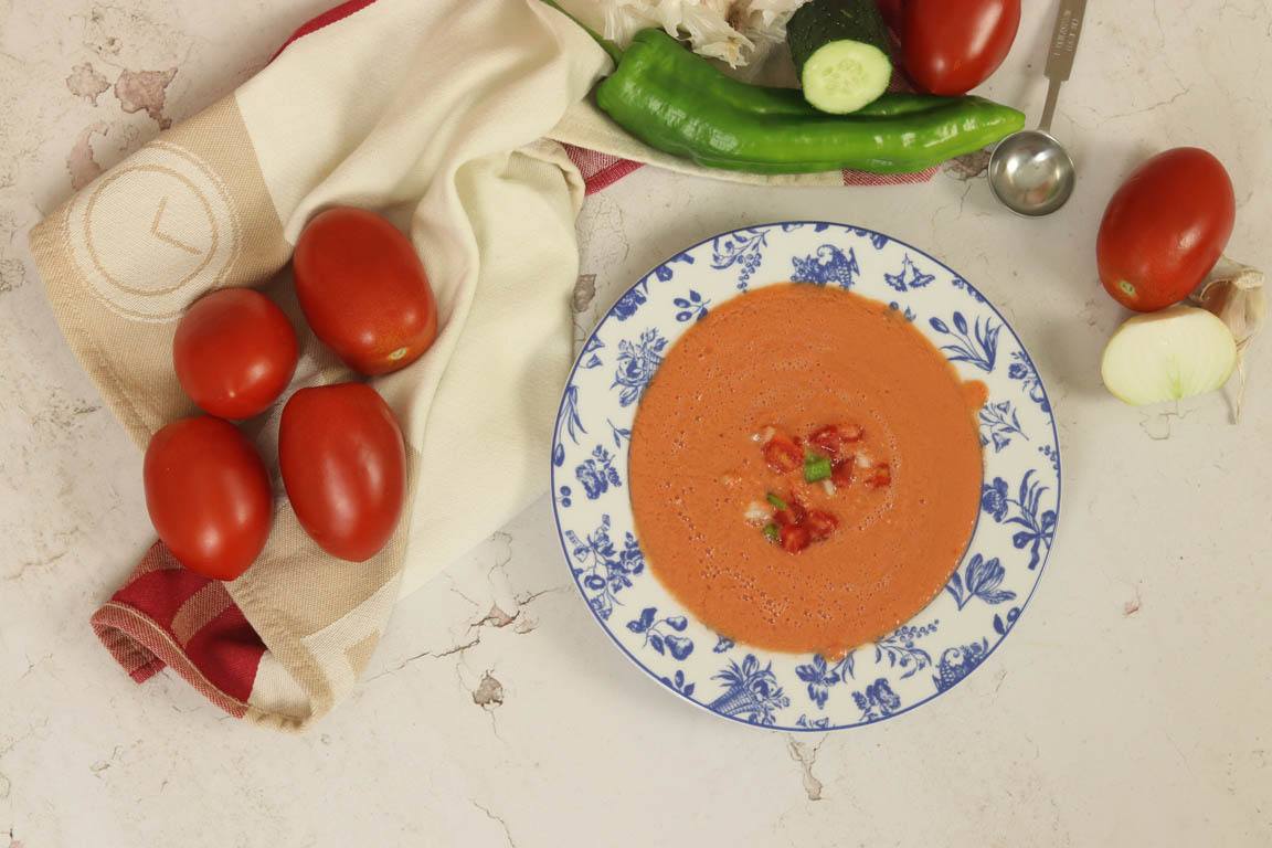 0873B-Gazpacho-andaluz-tradicional_Simple-Blending