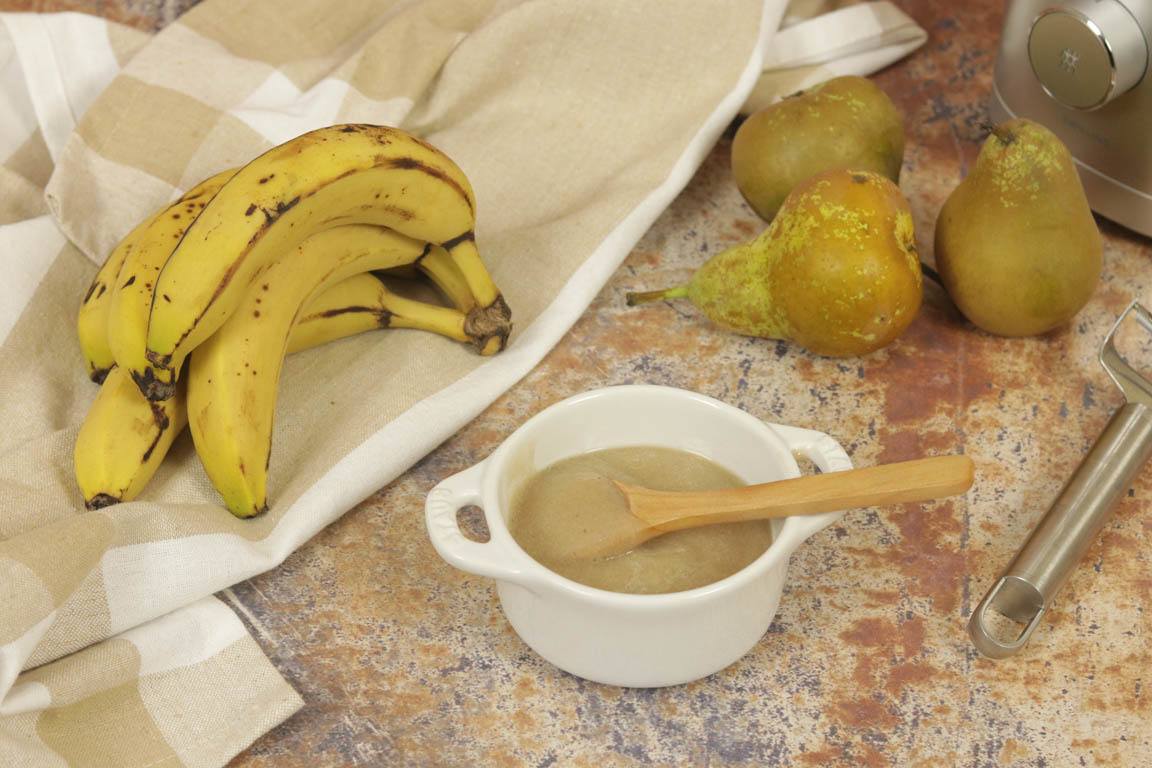 1050A-Papilla-de-pera-y-platano-para-bebes-de-6-meses_Simple-Blending