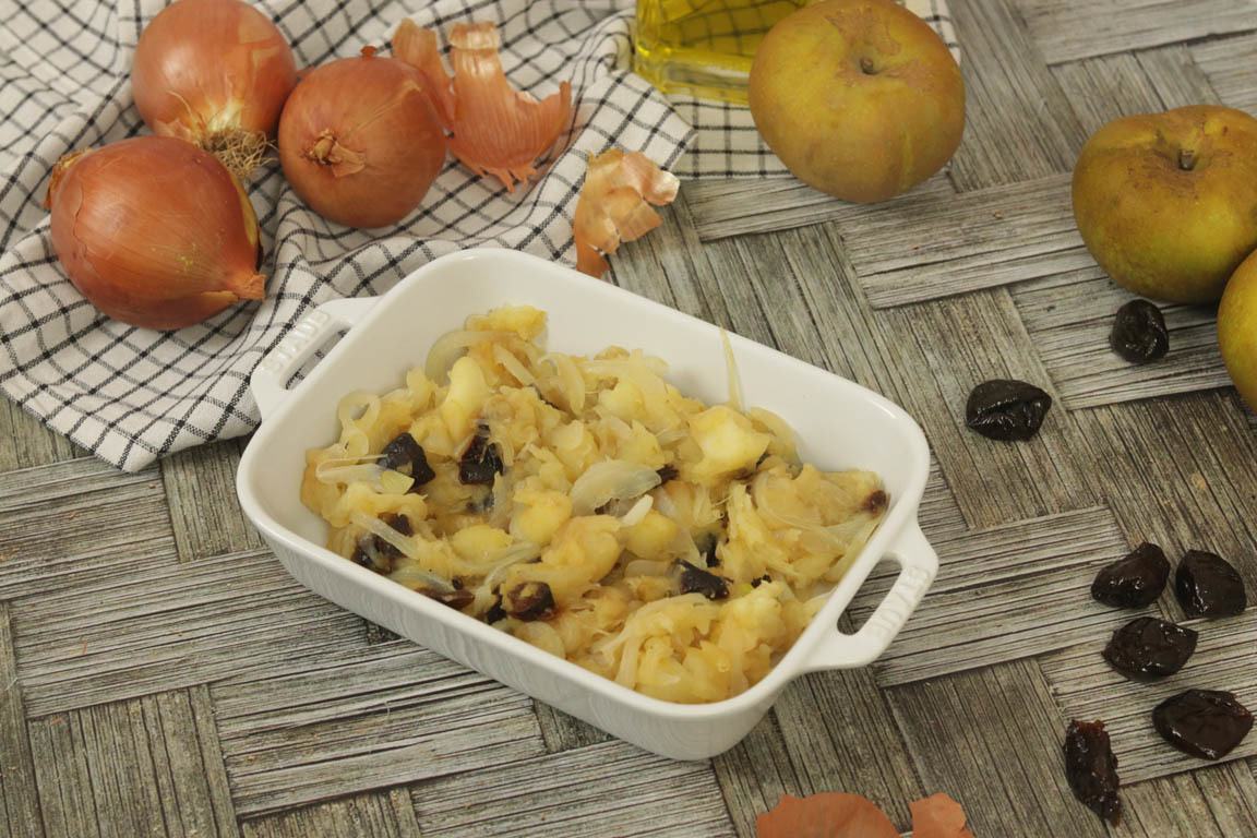1096A-Guarnicion-de-manzana-reineta-y-cebolla_Simple-Blending