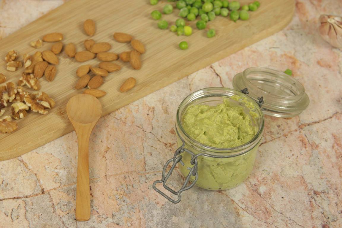 1106B-Pesto-de-guisantes_Simple-Blending