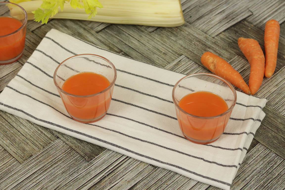 1123B-Jugo-de-apio-y-zanahoria_Simple-Blending