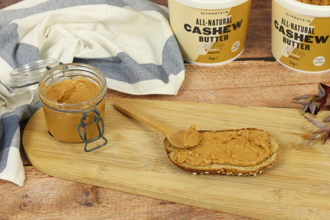 1174A-Mantequillas-de-anacardos-My-Protein_Simple-Blending