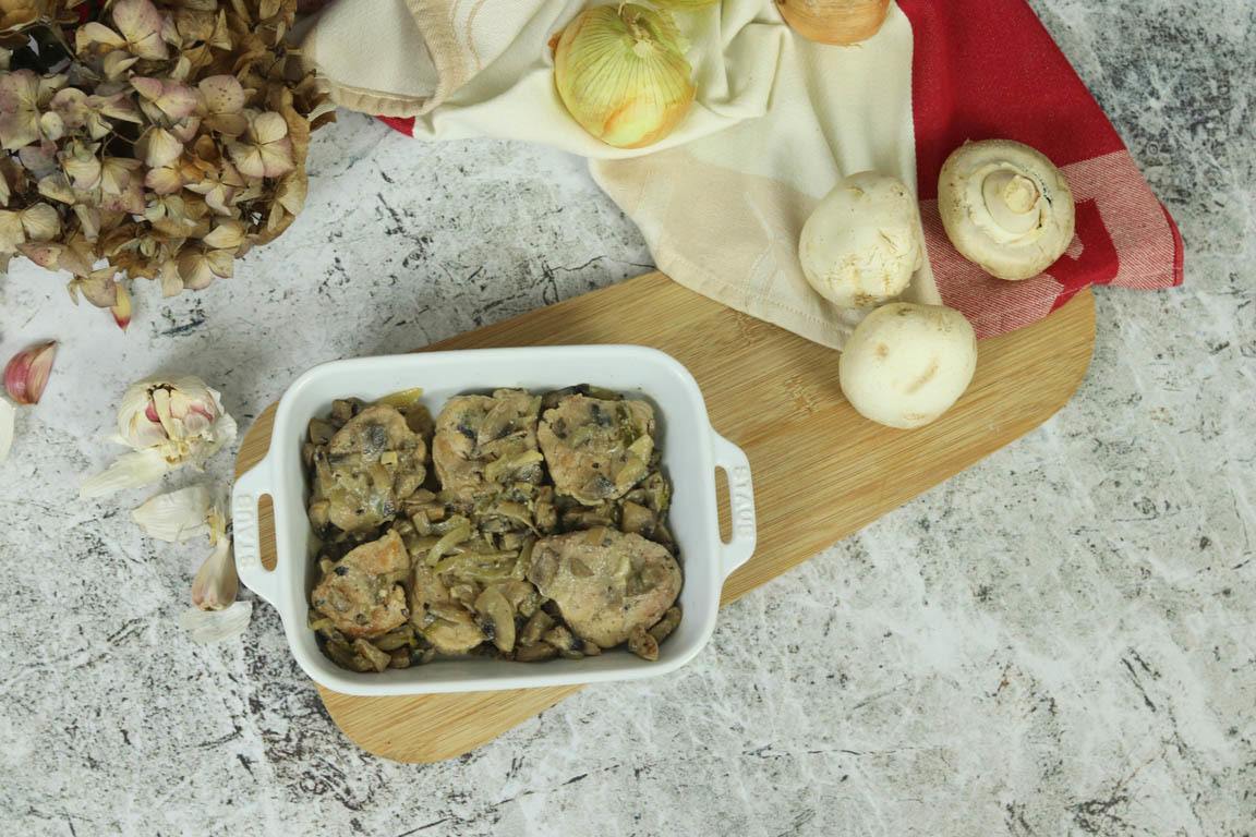 1193B-Solomillo-de-cerdo-con-salsa-de-champinones_Simple-Blending