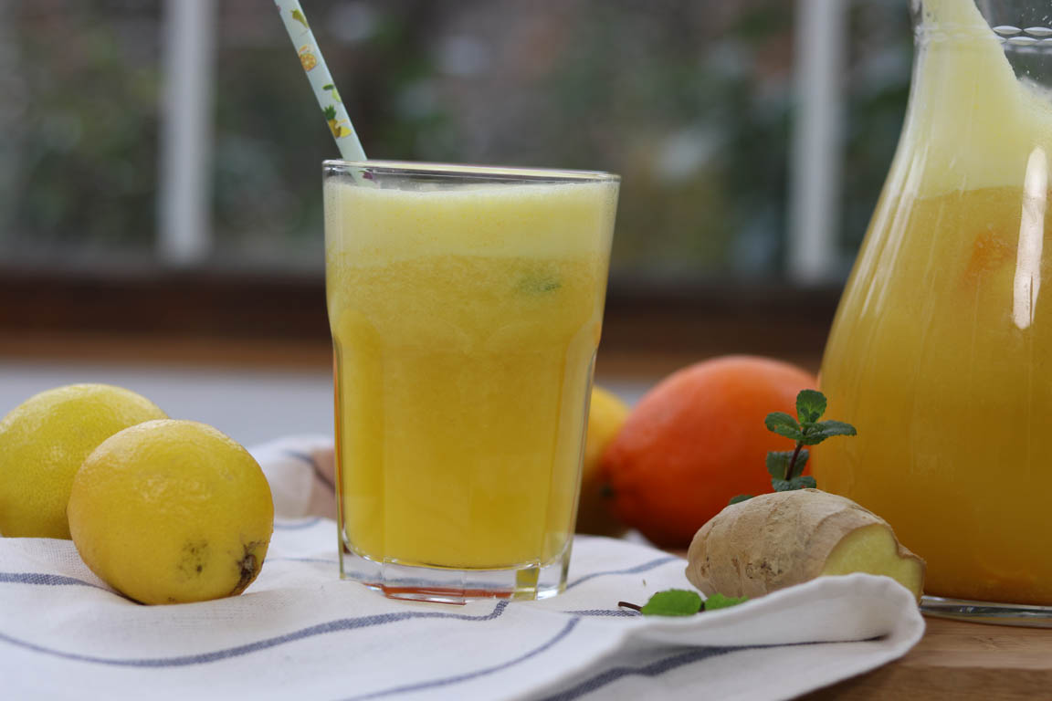 258B-Agua-saborizada-de-citricos_Simple-Blending