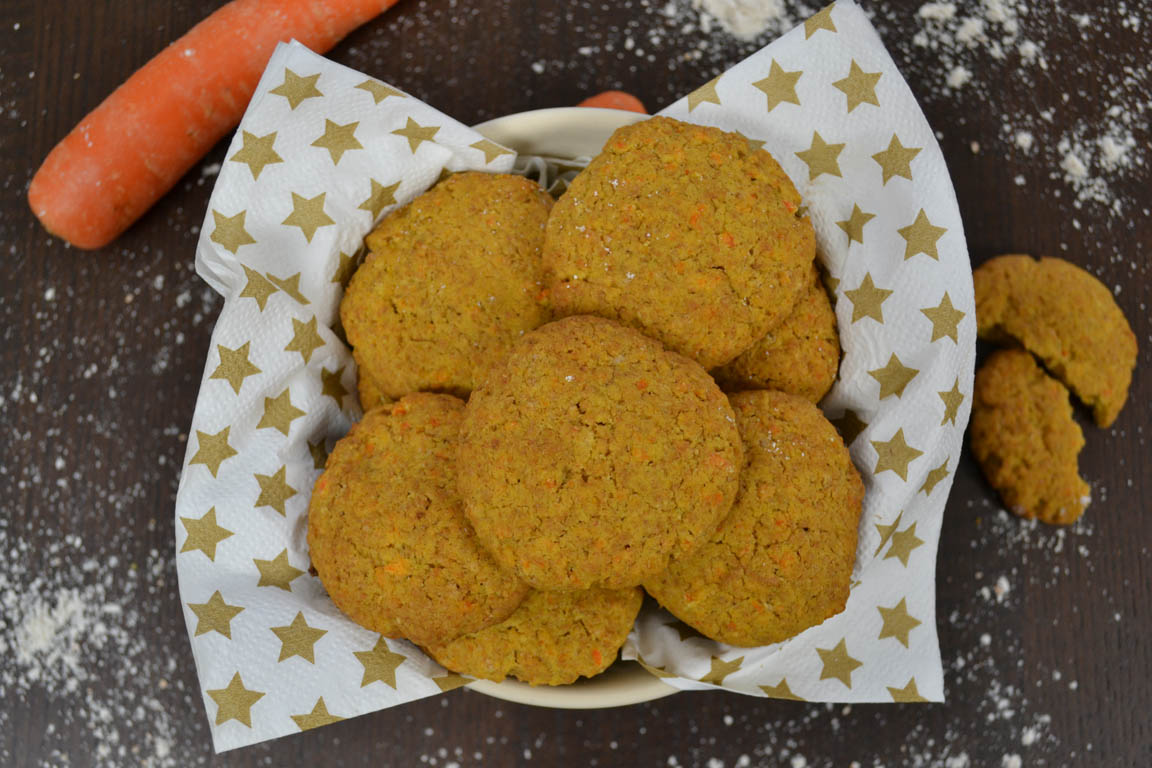 260A-Galletas-integrales-de-zanahoria_Simple-Blending