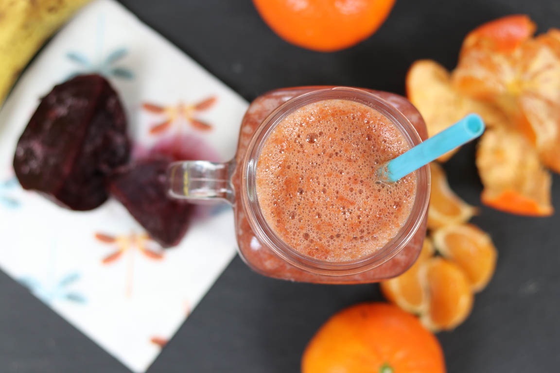 266B-Smoothie-de-remolacha-y-mandarina_Simple-Blending