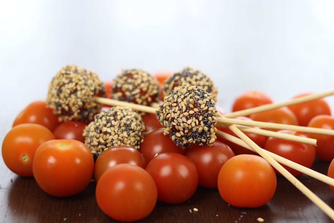 307B-Chupa-chups-de-tomates-cherry-y-semillas_Simple-Blending