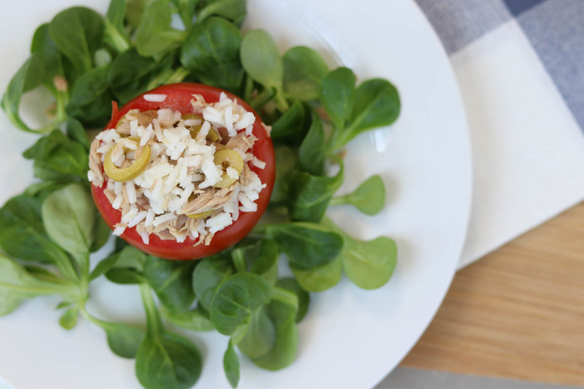 343B-Tomates-rellenos-de-arroz-con-atun_Simple-Blending